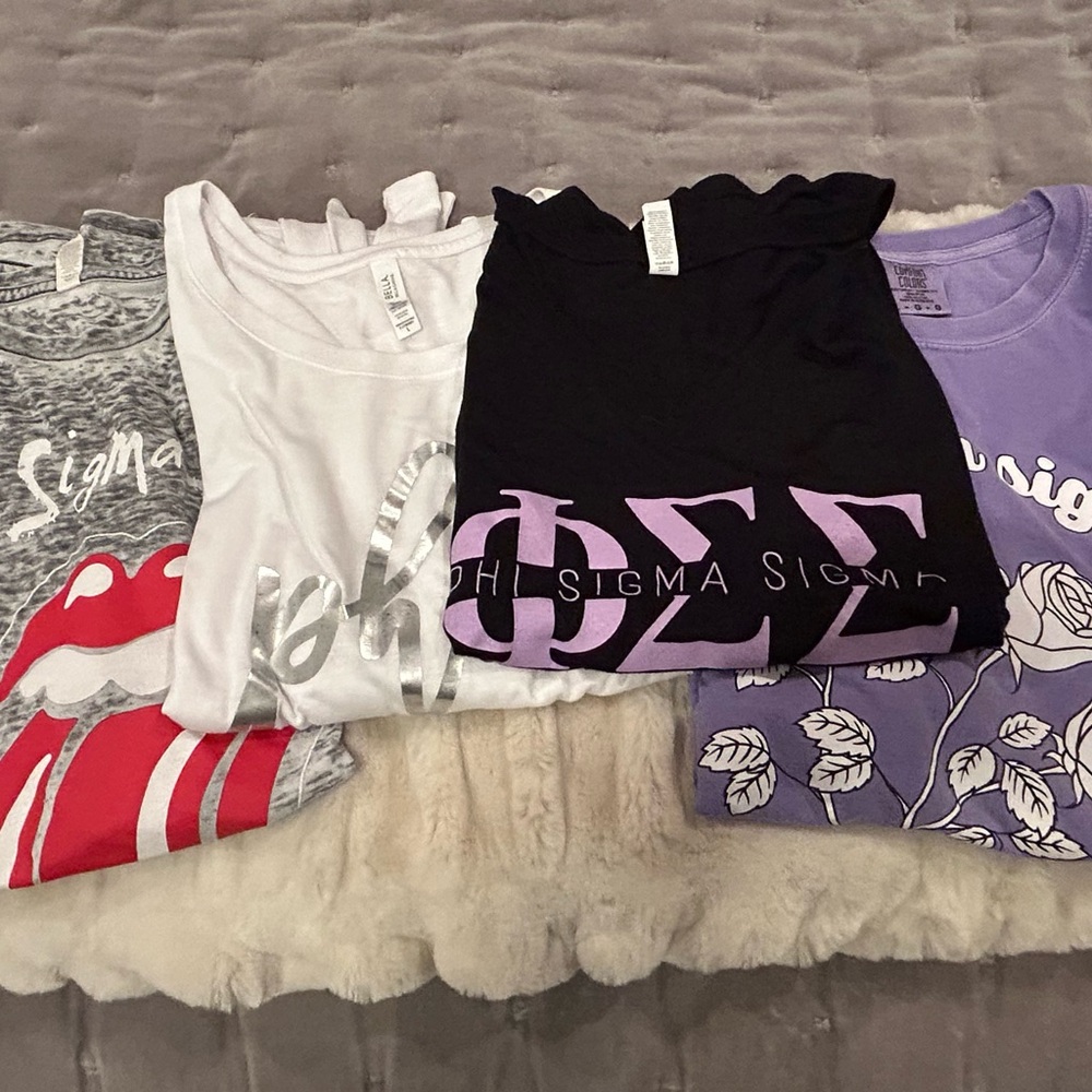 PHI SIGMA SIGMA T-shirts size large. Set contains 4!